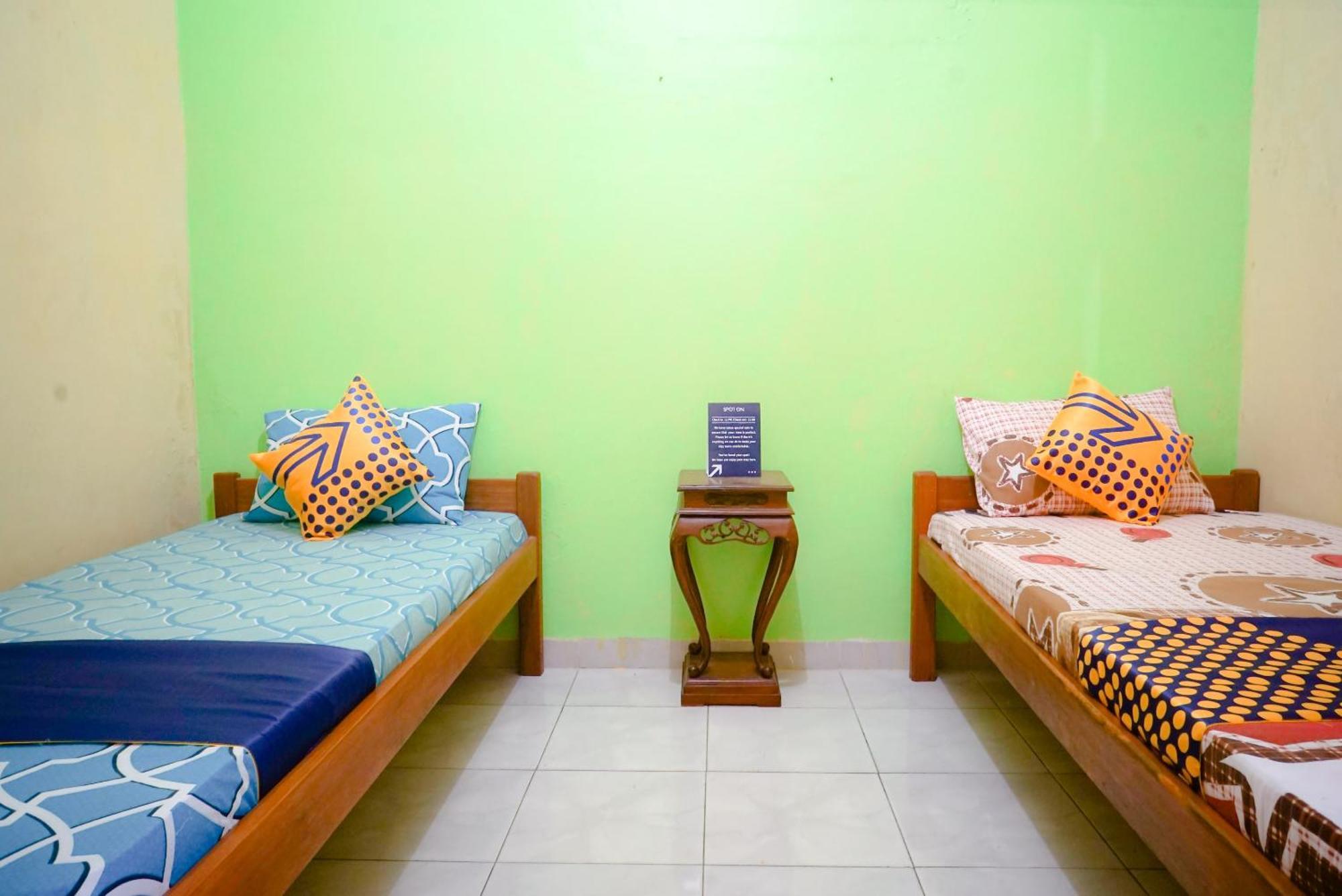 Oyo 2440 Wallet Family Residence Syariah Lumajang Zewnętrze zdjęcie